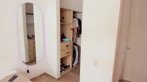 Snapshot of rose_sscott chatting on November 7, 4:51 pm Jhoan Alexis online show from November 7, 4:51 pm