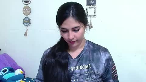 rose_towers4 online show from April 21, 12:01 am