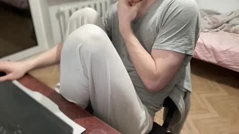 Snapshot of rosea_champagne chatting on September 15, 4:40 pm Rose and the Collector online show from September 15, 4:40 pm