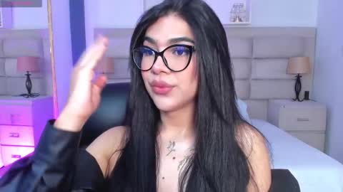 Rose online show from September 21, 1:24 pm