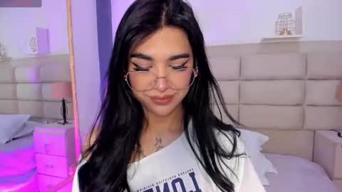 Rose online show from October 8, 1:42 pm