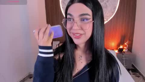 Rose online show from January 8, 1:02 pm