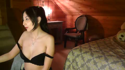 Dahlia Rose online show from February 27, 8:17 am