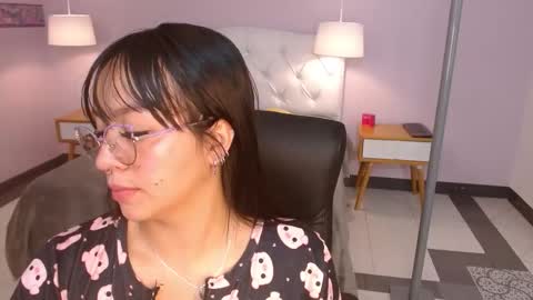 Snapshot of rosee20_ chatting on October 16, 3:40 am sofia online show from October 16, 3:40 am