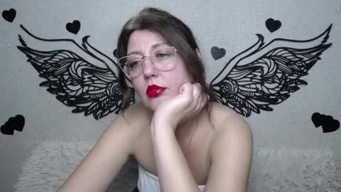 RoseHille online show from March 10, 6:24 pm