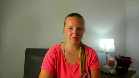 Snapshot of rosehypnotic chatting on May 18, 5:08 pm Rose online show from May 18, 5:08 pm