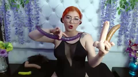 Julieta online show from December 27, 2:01 pm