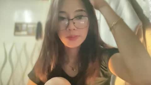 rosemae07 online show from April 29, 1:59 pm