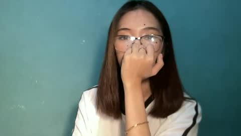 Snapshot of rosemae07 chatting on July 2, 5:52 pm rosemae07 online show from July 2, 5:52 pm