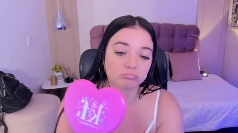 Snapshot of rosetaylorla chatting on May 31, 2:02 pm Rose Taylor online show from May 31, 2:02 pm