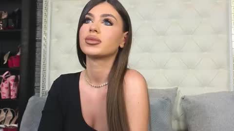 Gabriela online show from November 19, 7:52 am