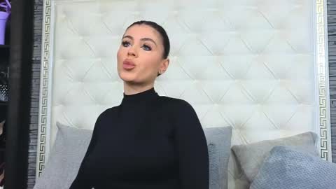 Gabriela online show from January 13, 7:57 am