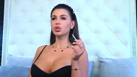 Gabriela online show from July 28, 2:13 pm
