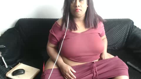 LAURA online show from March 10, 8:34 pm