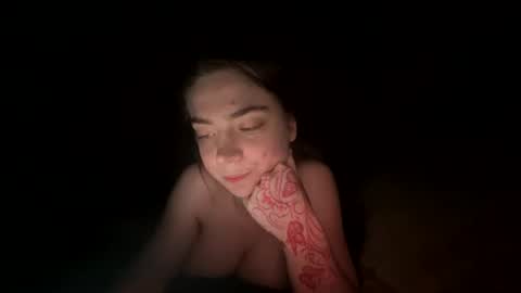roseyla1 online show from July 7, 7:23 am