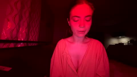 roseyla1 online show from July 27, 7:37 am
