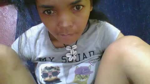 Snapshot of rosia685234 chatting on March 6, 5:43 pm rosia685234 online show from March 6, 5:43 pm