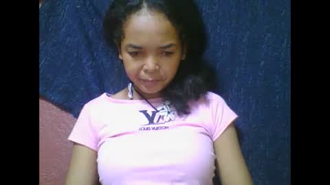 Snapshot of rosia685234 chatting on March 12, 8:41 am rosia685234 online show from March 12, 8:41 am