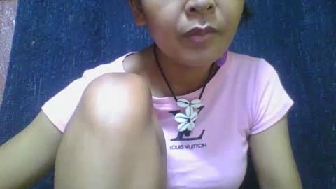 Snapshot of rosia685234 chatting on March 12, 3:40 pm rosia685234 online show from March 12, 3:40 pm