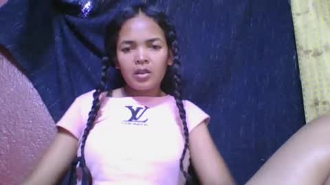 Snapshot of rosia685234 chatting on November 8, 5:07 am rosia685234 online show from November 8, 5:07 am