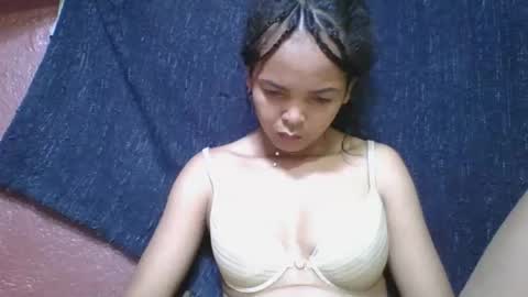 Snapshot of rosia685234 chatting on November 30, 7:45 am rosia685234 online show from November 30, 7:45 am