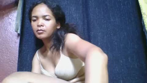 Snapshot of rosia685234 chatting on December 5, 4:14 pm rosia685234 online show from December 5, 4:14 pm