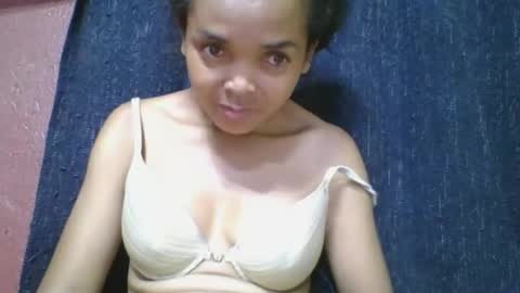 rosia685234 online show from March 17, 5:38 pm