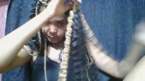 Snapshot of rosia685234 chatting on May 1, 6:12 pm rosia685234 online show from May 1, 6:12 pm