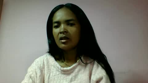 Snapshot of rosia685234 chatting on July 6, 6:54 am rosia685234 online show from July 6, 6:54 am