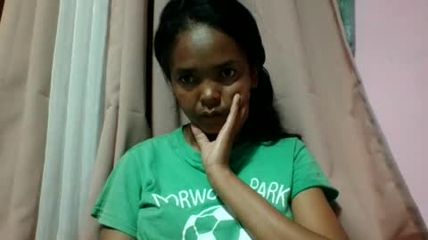 Snapshot of rosia685234 chatting on July 18, 2:16 am rosia685234 online show from July 18, 2:16 am