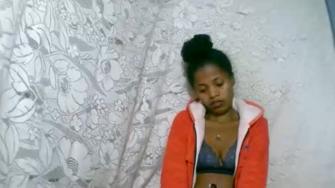 rosia online show from December 14, 4:40 am