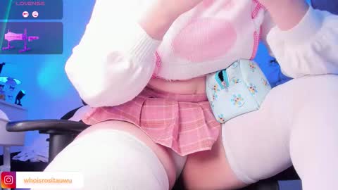 rositafresita01 online show from September 12, 3:34 pm