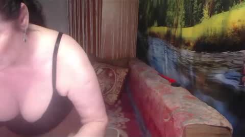 Snapshot of rositasky chatting on April 15, 1:01 am RositaSky online show from April 15, 1:01 am