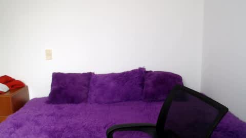 Snapshot of rosse77_ chatting on October 4, 12:36 pm rosse online show from October 4, 12:36 pm