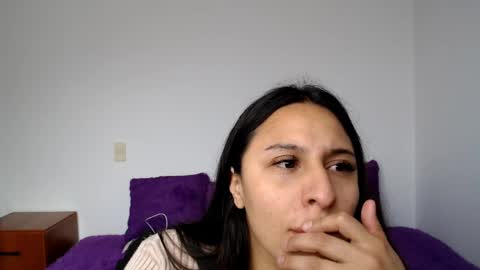 Snapshot of rosse77_ chatting on October 16, 12:28 pm rosse online show from October 16, 12:28 pm