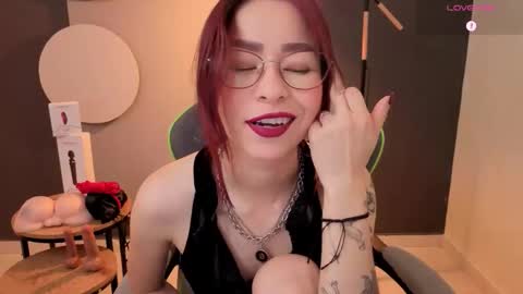 Miss Rosse online show from February 12, 2:12 pm