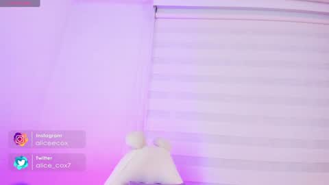   online show from January 23, 11:15 am