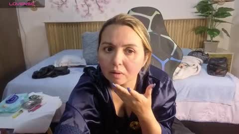 MY NAME IS  ROSSE  online show from January 17, 6:33 pm