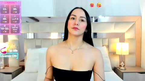 Snapshot of rosshazel chatting on May 28, 2:47 pm online show from May 28, 2:47 pm