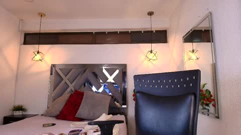 Ross online show from April 7, 3:07 am