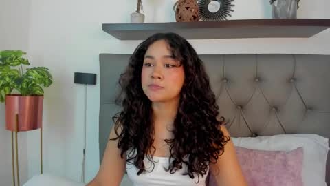rossie_lanie_ online show from January 14, 12:22 pm