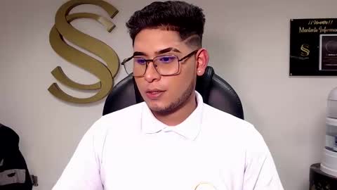 roswall25 online show from January 17, 8:52 am