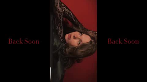 rosy_black_ online show from November 2, 5:26 pm