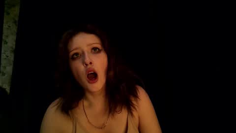 rosy_petal online show from November 11, 6:13 am