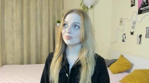 Im Luna online show from April 21, 10:23 pm