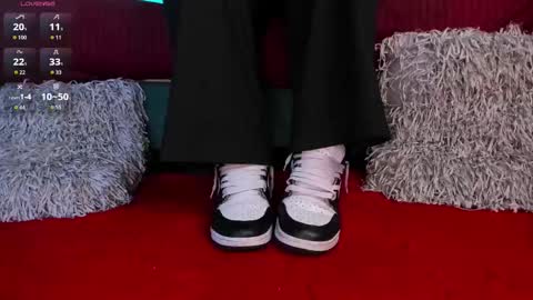 Snapshot of rosyejones chatting on October 7, 2:31 am rosyejones online show from October 7, 2:31 am