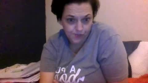 Snapshot of roughandwet28 chatting on December 1, 2:27 am No More Vanilla online show from December 1, 2:27 am