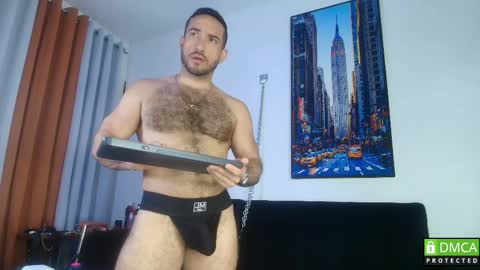 Snapshot of roughsex_and_bdsm2 chatting on May 27, 4:31 am Tommy and Wilson online show from May 27, 4:31 am