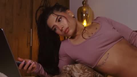 Rouse leon online show from November 17, 5:08 pm