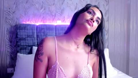  R O S E   L I A  online show from March 4, 4:57 pm